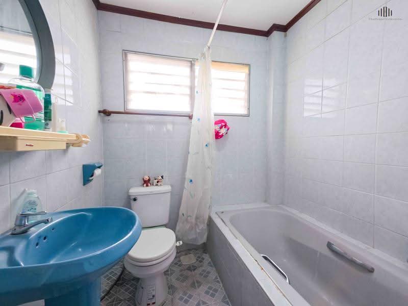 2story detached house soi sukhumvit81 area 51 Sq.wah, Bangkok, Bang Chak, Phra Khanong, Bangkok, 3 Bedrooms, 160 sqm, Single Detached House For Sale, by คุณโจ, 500430867 - DDproperty.com