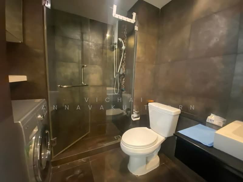 Voque Sukhumvit 16, Bangkok, Soi Sukhumvit 16, Khlong Toei, Bangkok, 1 Bedroom, 40 sqm, Condo For Sale, by Vichai Annavakulthorn, 500430882 - DDproperty.com