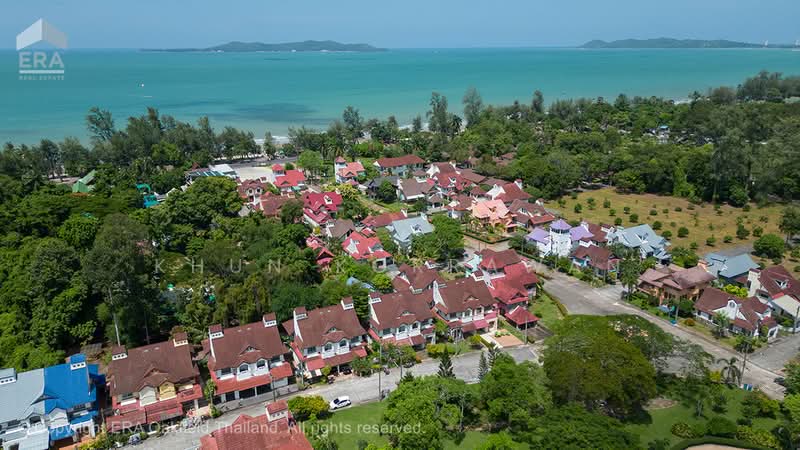 Pinery Park Beach (Suan Son Beach), ระยอง, แกลง, เมืองระยอง, ระยอง, 215 ตร.ม., บ้านแฝด ขาย, โดย Khun Korrawan, 500430907 - DDproperty.com