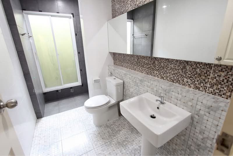 Nalin Avenue 3 Ramkhamhaeng, Bangkok, Soi Kheha Rom Klao 72, Rat Phatthana, Saphan Sung, Bangkok, 3 Bedrooms, 165 sqm, Townhouse For Sale, by อภิชัย ลิ้มไชยโรจน์, 500430954 - DDproperty.com