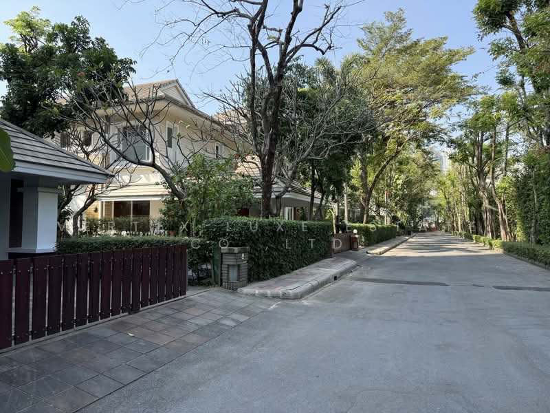 Sukhumvit 36 Garden Village, Bangkok, Sukhumvit 36, Khong Tan, Khlong Toei, Bangkok, 4 Bedrooms, 400 sqm, Single Detached House For Rent, by Vertex Luxe Estate Co.,LTD, 500430970 - DDproperty.com