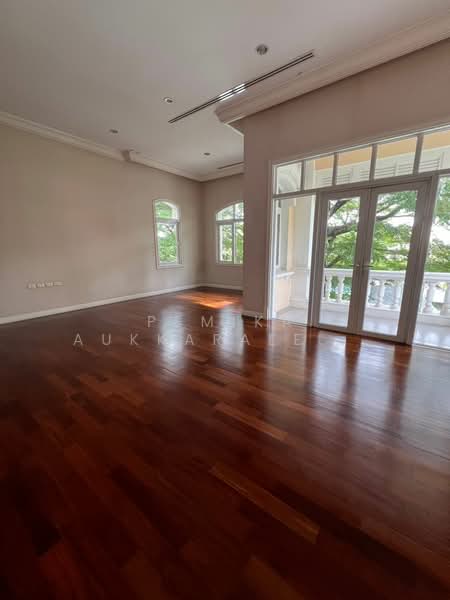 The Royal Residence, Bangkok, Prasert - Manukitch Road, Chorake Bua, Lat Phrao, Bangkok, 6 Bedrooms, 910 sqm, Single Detached House For Sale, by Pemika Aukkaraleekul, 500430979 - DDproperty.com