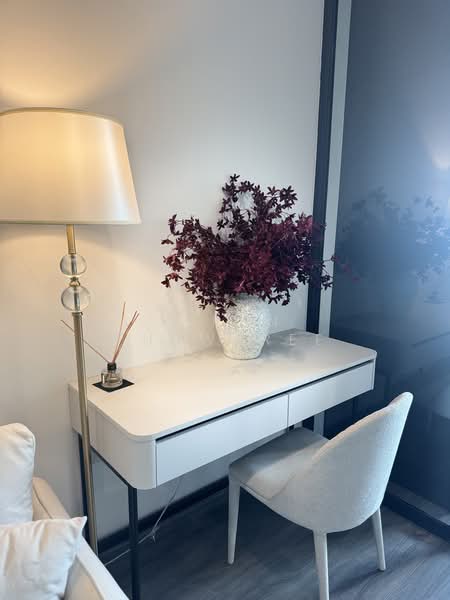 IDEO Sukhumvit Rama 4, Bangkok, Soi Sukhumvit 44, Sukhumvit Road, Phra Kanong, Khlong Toei, Bangkok, 2 Bedrooms, 44 sqm, Condo For Sale, by Hirun Pudwaree, 500431027 - DDproperty.com