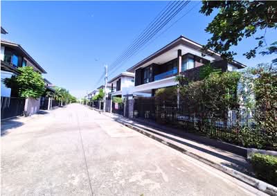ขาย - Mantana Srinakarin - Bangna : มัณฑนา ศรีนครินทร์ - บางนา, สมุทรปราการ