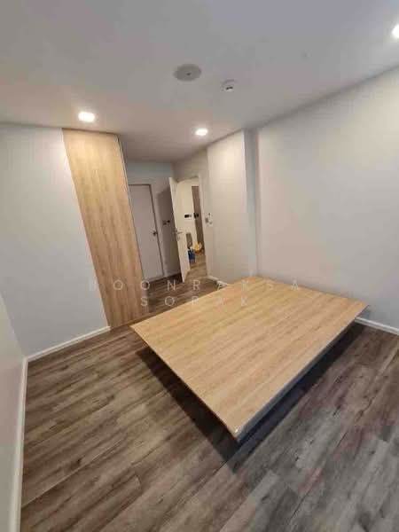 Atmoz Ratchada-Huaikwang, Bangkok, Saha Kan Pramun Alley, Wang Thonglang, Bangkok, 2 Bedrooms, 47 sqm, Condo For Rent, by Boonraksa Sopak, 500431050 - DDproperty.com