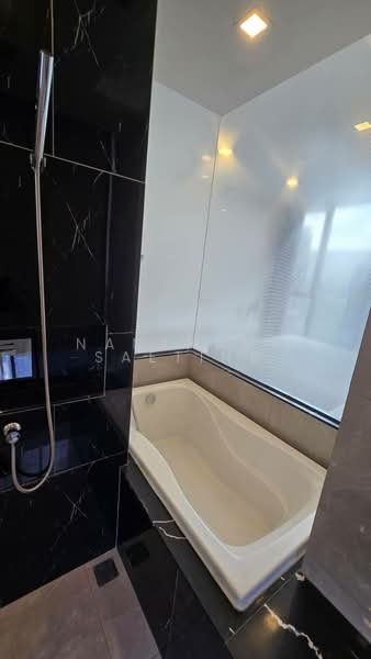 One9Five Asoke-Rama 9, Bangkok, 195 Soi Rama 9 Soi 5, Huai Khwang, Bangkok, 2 Bedrooms, 69 sqm, Condo For Rent, by Nanthana SaeTing, 500431089 - DDproperty.com