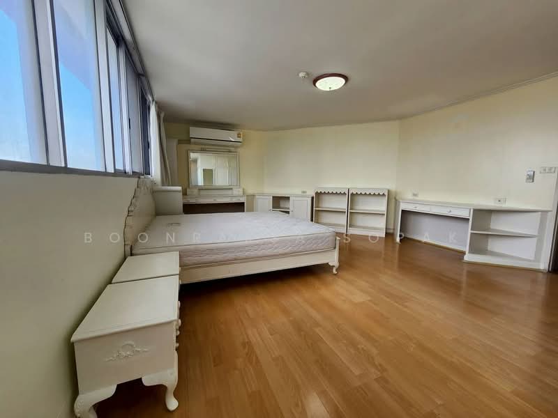 Tai Ping Towers, Bangkok, 582 Soi Sukhumvit 63, Khlong Tan Nua, Watthana, Bangkok, 4 Bedrooms, 252 sqm, Condo For Rent, by Boonraksa Sopak, 500431092 - DDproperty.com