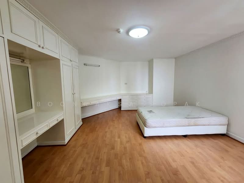 Tai Ping Towers, Bangkok, 582 Soi Sukhumvit 63, Khlong Tan Nua, Watthana, Bangkok, 4 Bedrooms, 252 sqm, Condo For Rent, by Boonraksa Sopak, 500431092 - DDproperty.com