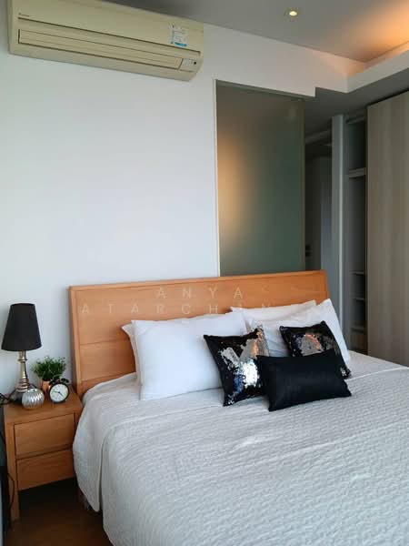 The Lumpini 24, Bangkok, Sukhumvit 24 Road, Khong Tan, Khlong Toei, Bangkok, 2 Bedrooms, 55 sqm, Condo For Rent, by Anya Atarchanai, 500431102 - DDproperty.com
