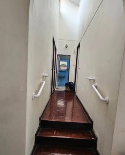 1-BR House, Bangkok, Bang Khun Non, Bangkok Noi, Bangkok, 1 Bedroom, 240 sqm, Single Detached House For Sale, by Pemika Aukkaraleekul, 500431116 - DDproperty.com