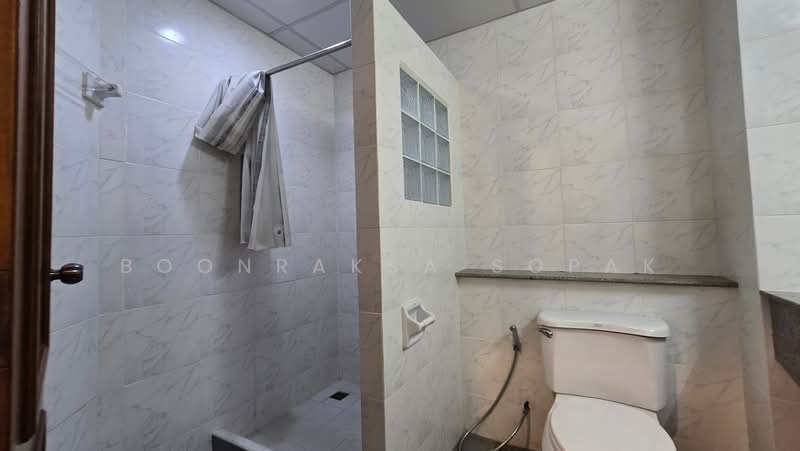 Liang Garden, Bangkok, 218 Soi Sri Nakhon Khwaeng, Chong Nonsi, Yan Nawa, Bangkok, 2 Bedrooms, 135 sqm, Condo For Rent, by Boonraksa Sopak, 500431122 - DDproperty.com