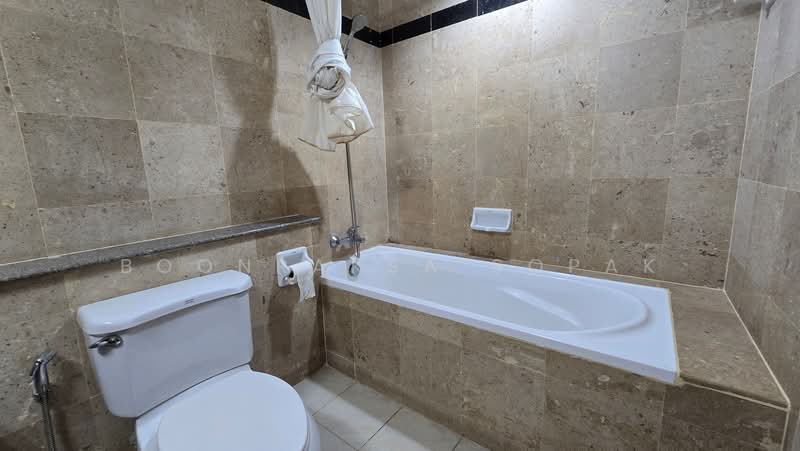 Liang Garden, Bangkok, 218 Soi Sri Nakhon Khwaeng, Chong Nonsi, Yan Nawa, Bangkok, 2 Bedrooms, 135 sqm, Condo For Rent, by Boonraksa Sopak, 500431122 - DDproperty.com