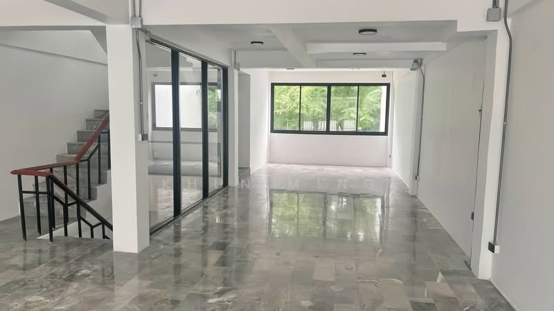 ขาย / ให้เช่า โฮมออฟฟิศ 4.5 ชั้น รีโนเวทใหม่ | สุขุมวิท 62 ใกล้ BTS บางจาก (SPSMG84), กรุงเทพ, สุขุมวิท62, บางจาก, พระโขนง, กรุงเทพ, 420 ตร.ม., ทาวน์เฮ้าส์ ขาย, โดย Khun Ming, 500431142 - DDproperty.com