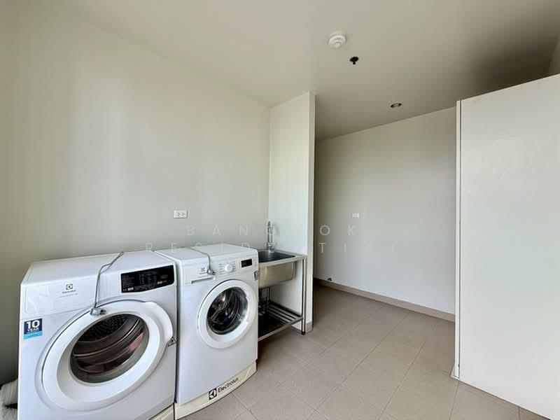 Panburi Apartments, Bangkok, 133 Pan Rd, Silom, Bang Rak, Bangkok, 4 Bedrooms, 450 sqm, Apartment For Rent, by Bangkok Residential, 500431182 - DDproperty.com