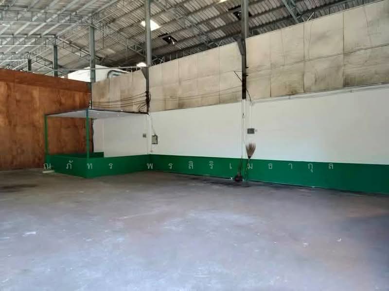ให้เช่าโกดัง เก็บของ 220ตรม กิ่งแก้ว บางพลี (TW8-24826), สมุทรปราการ, บางพลีใหญ่, บางพลี, สมุทรปราการ, 220 ตร.ม., โกดัง-โรงงาน ให้เช่า, โดย ณภัทร พรสิริเมธากุล, 500431189 - DDproperty.com