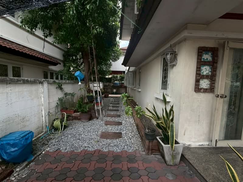 Royal Park Ville Suwinthawong : โรยัล ปาร์ค วิลล์ สุวินทวงศ์, กรุงเทพ, ถนนสุวินทวงศ์, ลำผักชี, หนองจอก, กรุงเทพ, 250 ตร.ม., บ้านเดี่ยว ขาย, โดย คุณ เอมิกา เทพบุรี (เดียร์), 500431214 - DDproperty.com