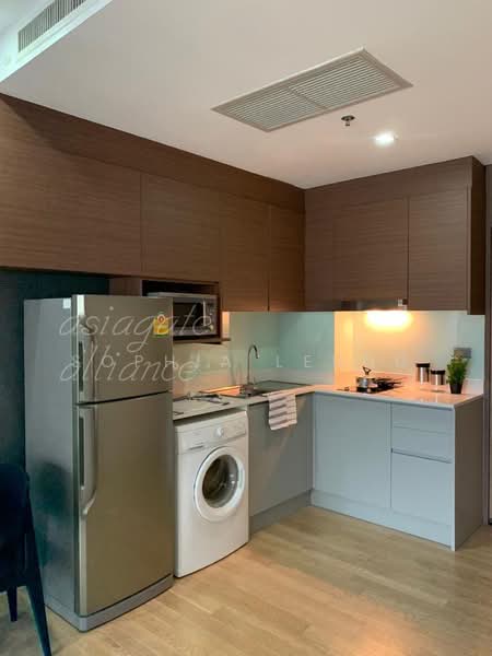 Noble Refine, Bangkok, Soi Sukhumvit 26, Sukhumvit Road, Khong Tan, Khlong Toei, Bangkok, Studio, 33 sqm, Condo For Sale, by Sophia Leung, 500431219 - DDproperty.com