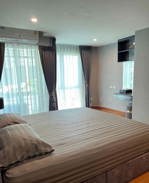 Le Cosi Ekamai 28, Bangkok, Sukhumvit, Khlong Tan Nua, Watthana, Bangkok, 2 Bedrooms, 82 sqm, Condo For Rent, by Boonraksa Sopak, 500431220 - DDproperty.com