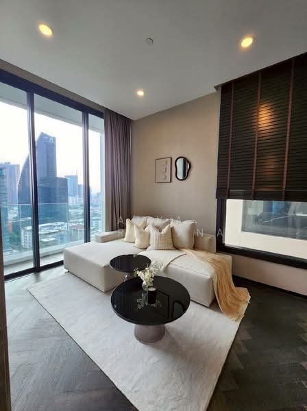 The Esse Sukhumvit 36, Bangkok, Soi Sukhumvit 36, Sukhumvit Road, Phra Kanong, Khlong Toei, Bangkok, 2 Bedrooms, 72 sqm, Condo For Rent, by Anya Atarchanai, 500431225 - DDproperty.com