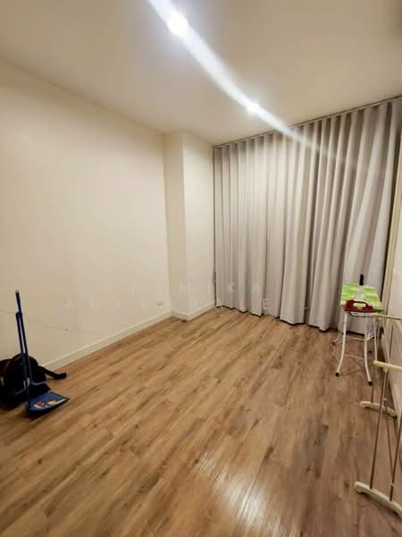 Citi Smart Sukhumvit 18, Bangkok, 366 Soi Sukhumvit 18, Sukhumvit Road, Khlong Toei, Bangkok, 3 Bedrooms, 123 sqm, Condo For Sale, by Pemika Aukkaraleekul, 500431296 - DDproperty.com