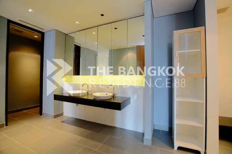The Lakes, Bangkok, 123 Ratchadaphisek Road, Khlong Toei, Bangkok, 2 Bedrooms, 176 sqm, Condo For Sale, by Sirirut Havee Akehurst, 500431312 - DDproperty.com