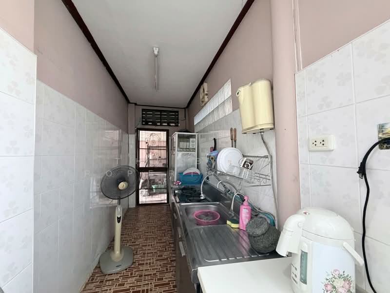 บุรีรมย์ วงแหวนฯ-ปิ่นเกล้า, Nonthaburi, Plai Bang, Bang Kruai, Nonthaburi, 3 Bedrooms, 100 sqm, Semi-Detached House (Twin House) For Sale, by The Best Property เปรม, 500431406 - DDproperty.com