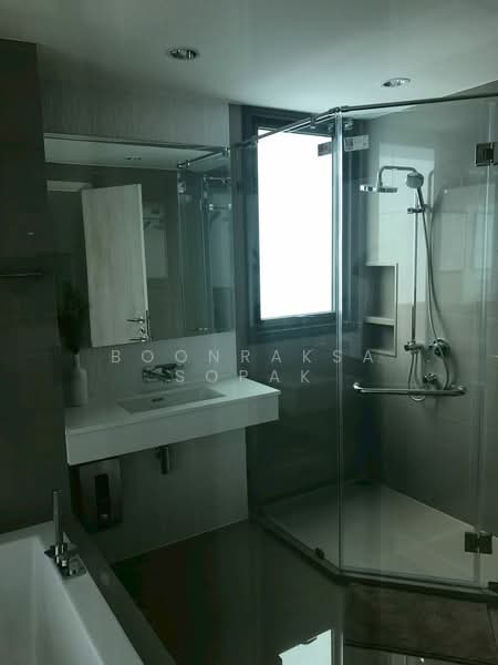 Rhythm Sukhumvit 42, Bangkok, Soi Sukhumvit 42, Sukhumvit Road, Phra Kanong, Khlong Toei, Bangkok, 2 Bedrooms, 78 sqm, Condo For Rent, by Boonraksa Sopak, 500431407 - DDproperty.com