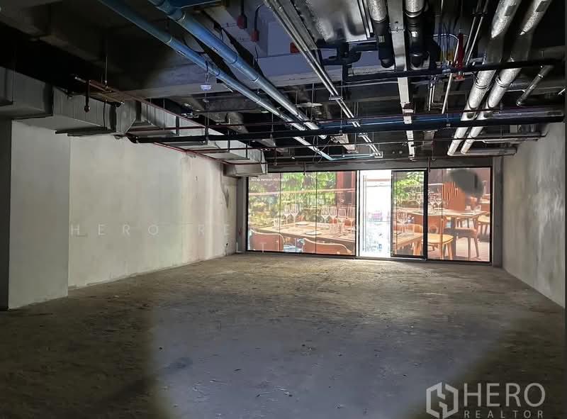 For rent Retail Space 170 sq.m. BTS Sala Daeng, Bang Rak, Bangkok HRE01094, กรุงเทพ, สี่พระยา, บางรัก, กรุงเทพ, 170 ตร.ม., พื้นที่ขายของ ให้เช่า, โดย Hero Realtor Co., Ltd., 500431415 - DDproperty.com