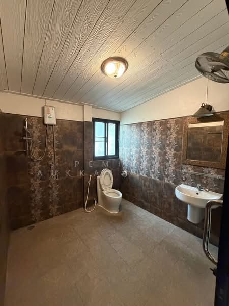 3-BR House, Bangkok, Praborommaharatchawang, Phra Nakhon, Bangkok, 3 Bedrooms, 250 sqm, Single Detached House For Sale, by Pemika Aukkaraleekul, 500431429 - DDproperty.com