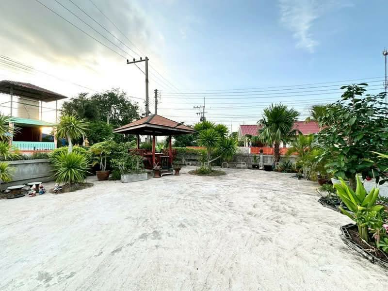 Two - storey house, 200 square wah, Bang Lamung, Chon Buri (Pattaya), , Nong Pru, Bang Lamung (Pattaya), Chon Buri (Pattaya), 5 Bedrooms, 600 sqm, Single Detached House For Sale, by Connex Property, 500431516 - DDproperty.com