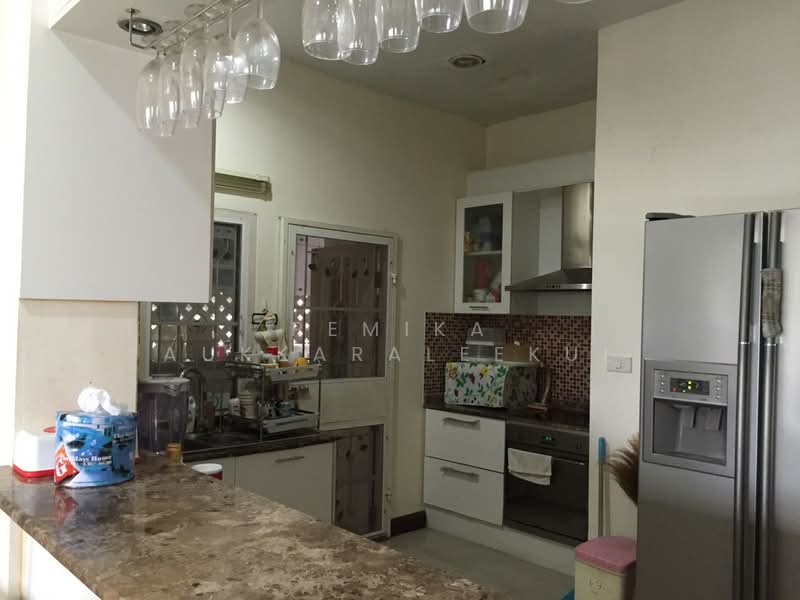 7-BR House, Bangkok, Lat Phrao, Bangkok, 7 Bedrooms, 350 sqm, Single Detached House For Sale, by Pemika Aukkaraleekul, 500431519 - DDproperty.com