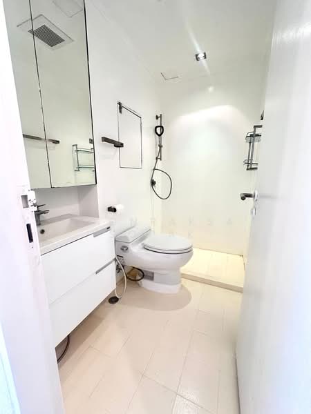 The Royal Place 2, Bangkok, 6-6/429 Soi Mahatlek Luang 2, Lumphini, Pathum Wan, Bangkok, 2 Bedrooms, 99 sqm, Condo For Rent, by Boonraksa Sopak, 500431556 - DDproperty.com