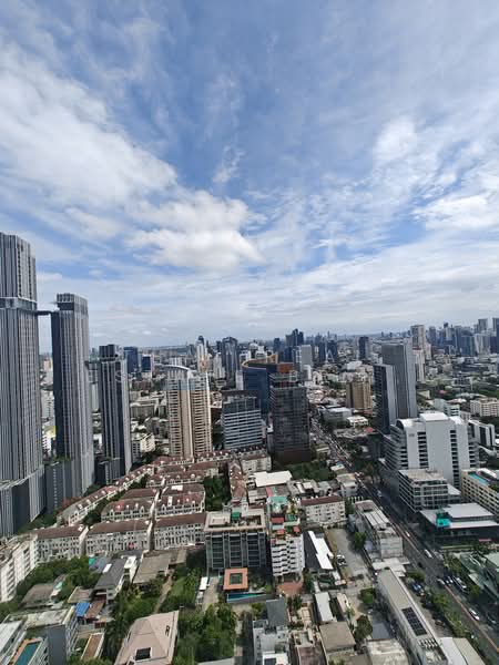 Noble Form Thonglor, Bangkok, Sukhumvit 55, Khlong Tan Nua, Watthana, Bangkok, 3 Bedrooms, 151 sqm, Condo For Sale, by Thai Real Estate Broker Association (TREBA), 500431573 - DDproperty.com