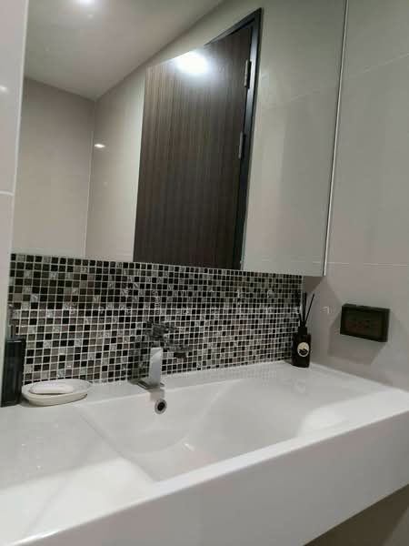 Rhythm Sukhumvit 44/1, Bangkok, Sukhumvit Road, Phra Kanong, Khlong Toei, Bangkok, 2 Bedrooms, 69 sqm, Condo For Rent, by รัชกานต์ อัจฉริยะโพธา, 500431621 - DDproperty.com
