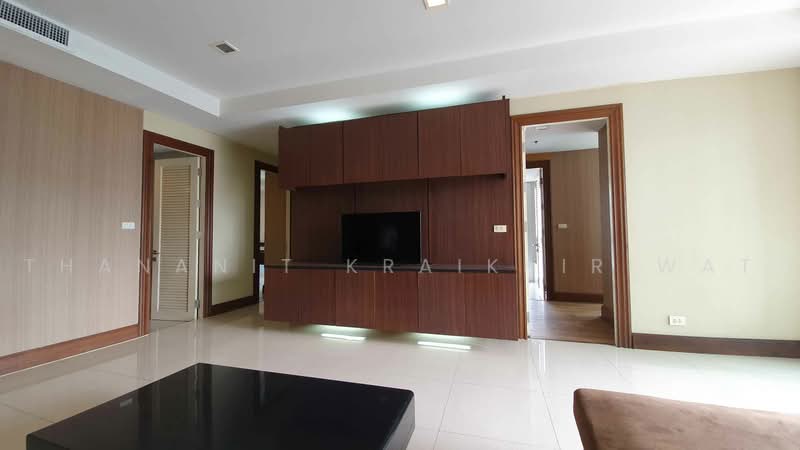 Nusasiri Grand, Bangkok, Soi Sukhumvit 42, Phra Kanong, Khlong Toei, Bangkok, 3 Bedrooms, 136 sqm, Condo For Rent, by Thananit Kraikhiriwat, 500431640 - DDproperty.com