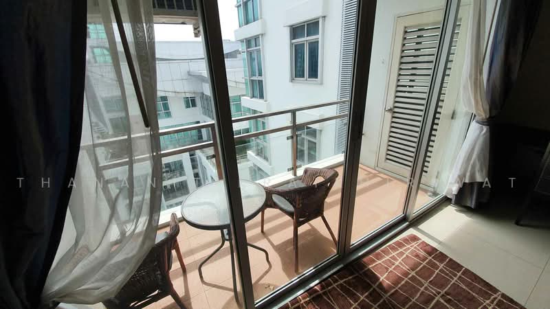 Nusasiri Grand, Bangkok, Soi Sukhumvit 42, Phra Kanong, Khlong Toei, Bangkok, 3 Bedrooms, 136 sqm, Condo For Rent, by Thananit Kraikhiriwat, 500431640 - DDproperty.com