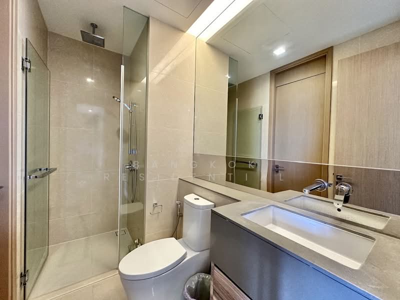 The Esse Asoke, Bangkok, 333 Soi Sukhumvit 21, Sukhumvit Road, Khlongtoei Nua, Watthana, Bangkok, 2 Bedrooms, 74 sqm, Condo For Sale, by Bangkok Residential, 500431654 - DDproperty.com