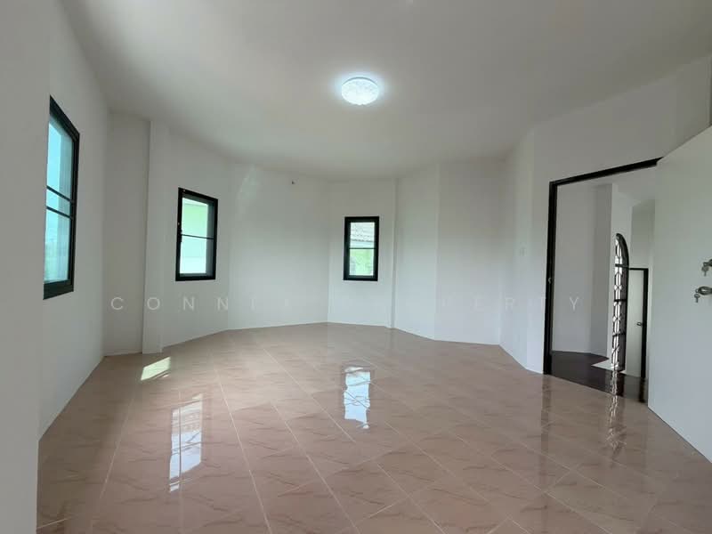 Serani Villa Baan Kluay-Sainoi, Nonthaburi, บ้านกล้วย-ไทรน้อย, Phimonrat, Bang Bua Thong, Nonthaburi, 3 Bedrooms, 200 sqm, Single Detached House For Sale, by Connex Property, 500431682 - DDproperty.com