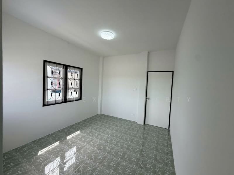 Serani Villa Baan Kluay-Sainoi, Nonthaburi, บ้านกล้วย-ไทรน้อย, Phimonrat, Bang Bua Thong, Nonthaburi, 3 Bedrooms, 200 sqm, Single Detached House For Sale, by Connex Property, 500431682 - DDproperty.com