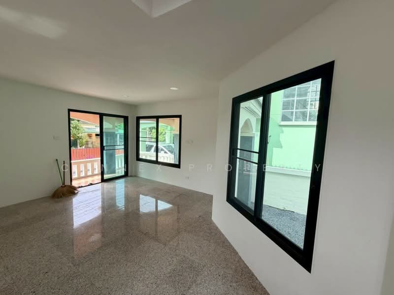 Serani Villa Baan Kluay-Sainoi, Nonthaburi, บ้านกล้วย-ไทรน้อย, Phimonrat, Bang Bua Thong, Nonthaburi, 3 Bedrooms, 200 sqm, Single Detached House For Sale, by Connex Property, 500431682 - DDproperty.com