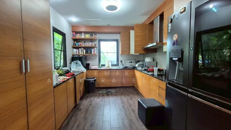 4-BR House, Bangkok, Lat Phrao, Bangkok, 4 Bedrooms, 400 sqm, Single Detached House For Sale, by Pemika Aukkaraleekul, 500431693 - DDproperty.com