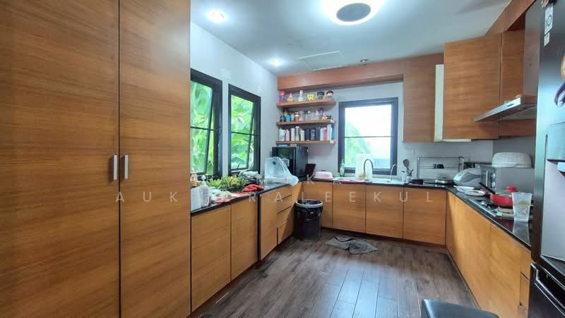 4-BR House, Bangkok, Lat Phrao, Bangkok, 4 Bedrooms, 400 sqm, Single Detached House For Sale, by Pemika Aukkaraleekul, 500431693 - DDproperty.com