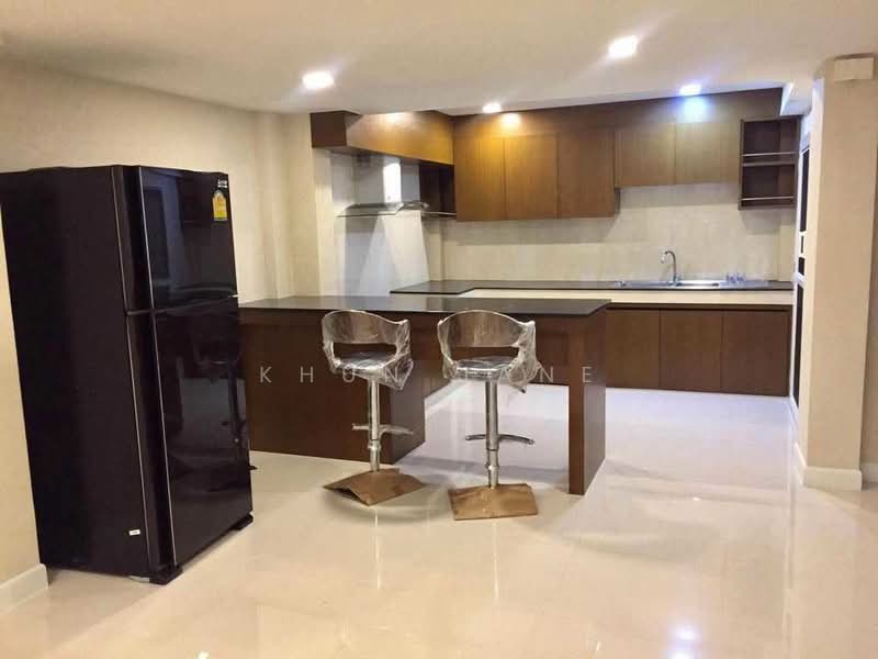 Home Office for Rent Near BTS Ekkamai (SPSJP516), Bangkok, เอกมัย2, Phra Kanong Nua, Watthana, Bangkok, 3 Bedrooms, 350 sqm, Townhouse For Rent, by Khun Jane, 500431699 - DDproperty.com