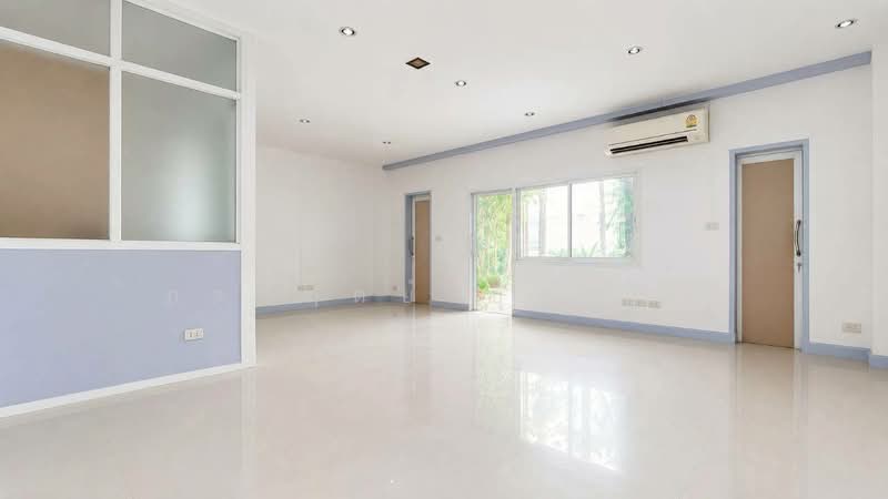 Thanommit Park Building 1, Bangkok, Watcharapol Road, Tha Rang, Bang Khen, Bangkok, 1 Bedroom, 48 sqm, Condo For Sale, by กรกฤตย์ บุญสระ, 500431708 - DDproperty.com