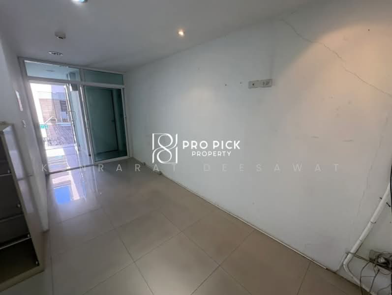 For Rent Retail Space BTS Phrom Phong Sukhumvit Khlong Toei PP-00356, Bangkok, สุขุมวิท, Khlong Toei, Khlong Toei, Bangkok, , 46 sqm, Shophouse For Rent, by Konrarat Deesawat, 500431731 - DDproperty.com