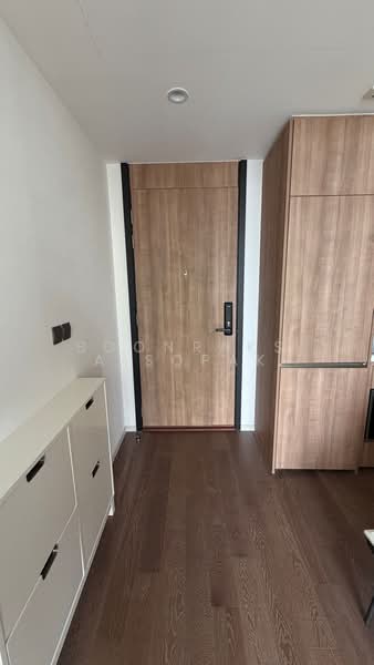 MUNIQ Sukhumvit 23, Bangkok, 17 Sukhumvit 23, Khlongtoei Nua, Watthana, Bangkok, 2 Bedrooms, 64 sqm, Condo For Rent, by Boonraksa Sopak, 500431759 - DDproperty.com
