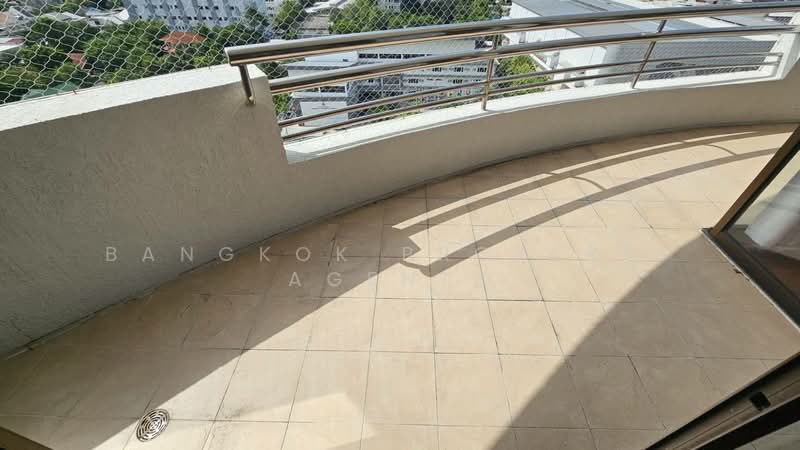 Baan Yen Akard, Bangkok, Yenakat, Chong Nonsi, Yan Nawa, Bangkok, 3 Bedrooms, 300 sqm, Condo For Rent, by BANGKOK PROPERTY AGENTS, 500431775 - DDproperty.com