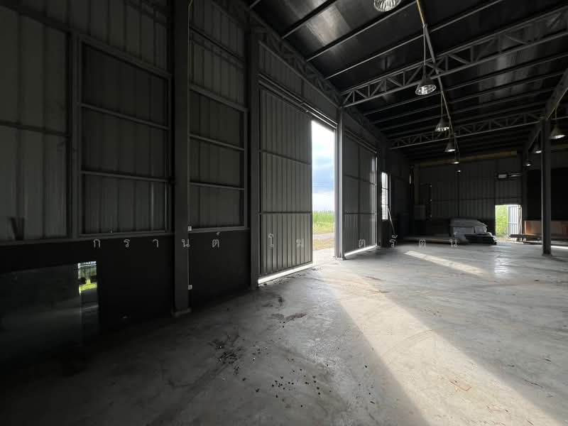 Factory with Two-Storey Worker Accommodation on 2 Rai 75 Sq.wah in Lam Luk Ka Khlong 11, Pathum Thani, Bung Thong Lang, Lam Luk Ka, Pathum Thani, , 536 sqm, Warehouse/Factory For Sale, by KRAN KOSITRAT, 500431778 - DDproperty.com