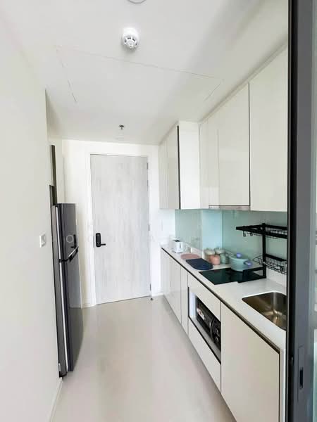 Mazarine Ratchayothin, Bangkok, Soi Phahonyothin 30, Phahonyothin Road, Chan Kasem, Chatuchak, Bangkok, 1 Bedroom, 33 sqm, Condo For Rent, by Kitnipat Boonyadhammakul, 500431790 - DDproperty.com