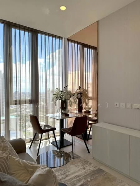 Mazarine Ratchayothin, Bangkok, Soi Phahonyothin 30, Phahonyothin Road, Chan Kasem, Chatuchak, Bangkok, 2 Bedrooms, 49 sqm, Condo For Rent, by Mind (Amollada), 500431827 - DDproperty.com